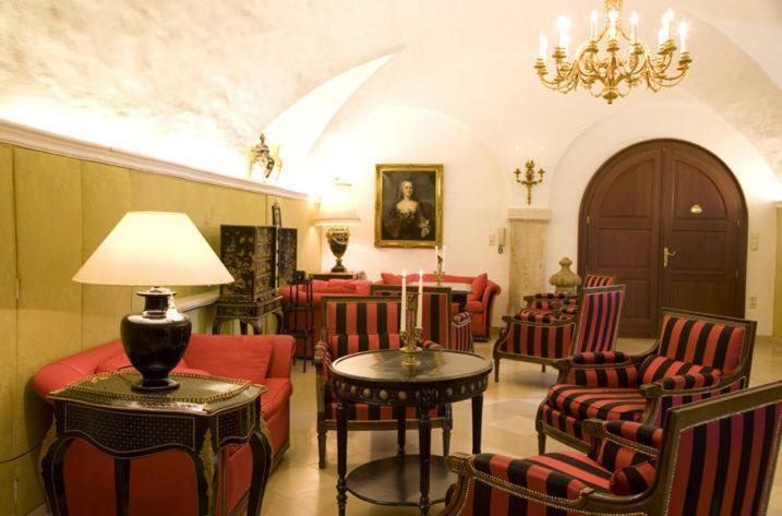 Schlosshotel Obermayerhofen Sebersdorf Eksteriør bilde