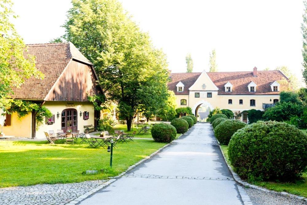 Schlosshotel Obermayerhofen Sebersdorf Eksteriør bilde